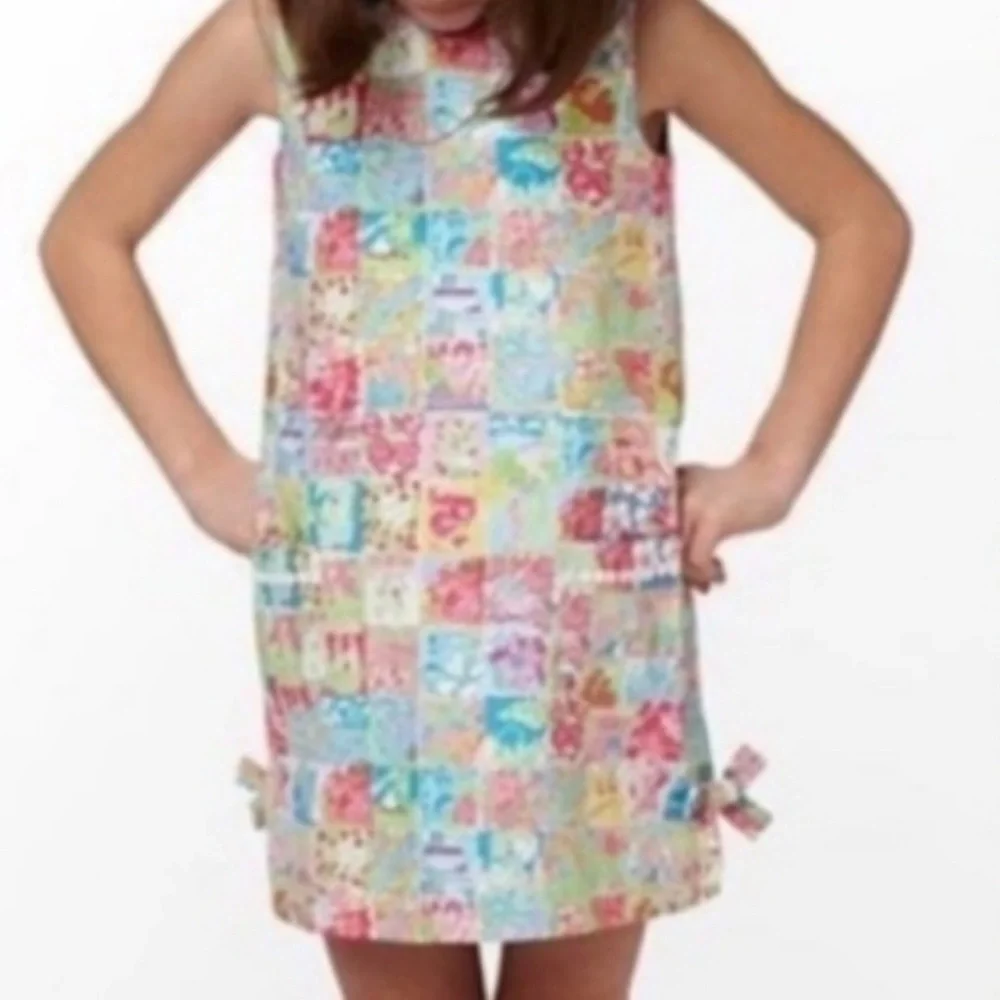 Lilly Pulitzer | State Of Mind USA Patchwork Print Classic Shift Dress (10) - Picture 2 of 16